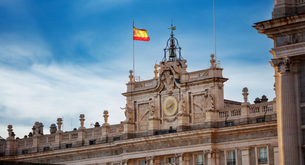 Spain Set to Ban Golden Visas for Digital Nomads, Sparking a Surge in Applications
